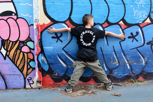 CAMISETA KIDS TRAVEL THE WORLD
